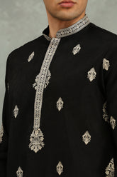 Varn Kurta Set