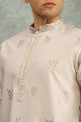 Pehlu Kurta Set