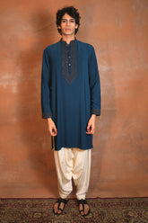 Chaand-Aab Kurta and Salwar set