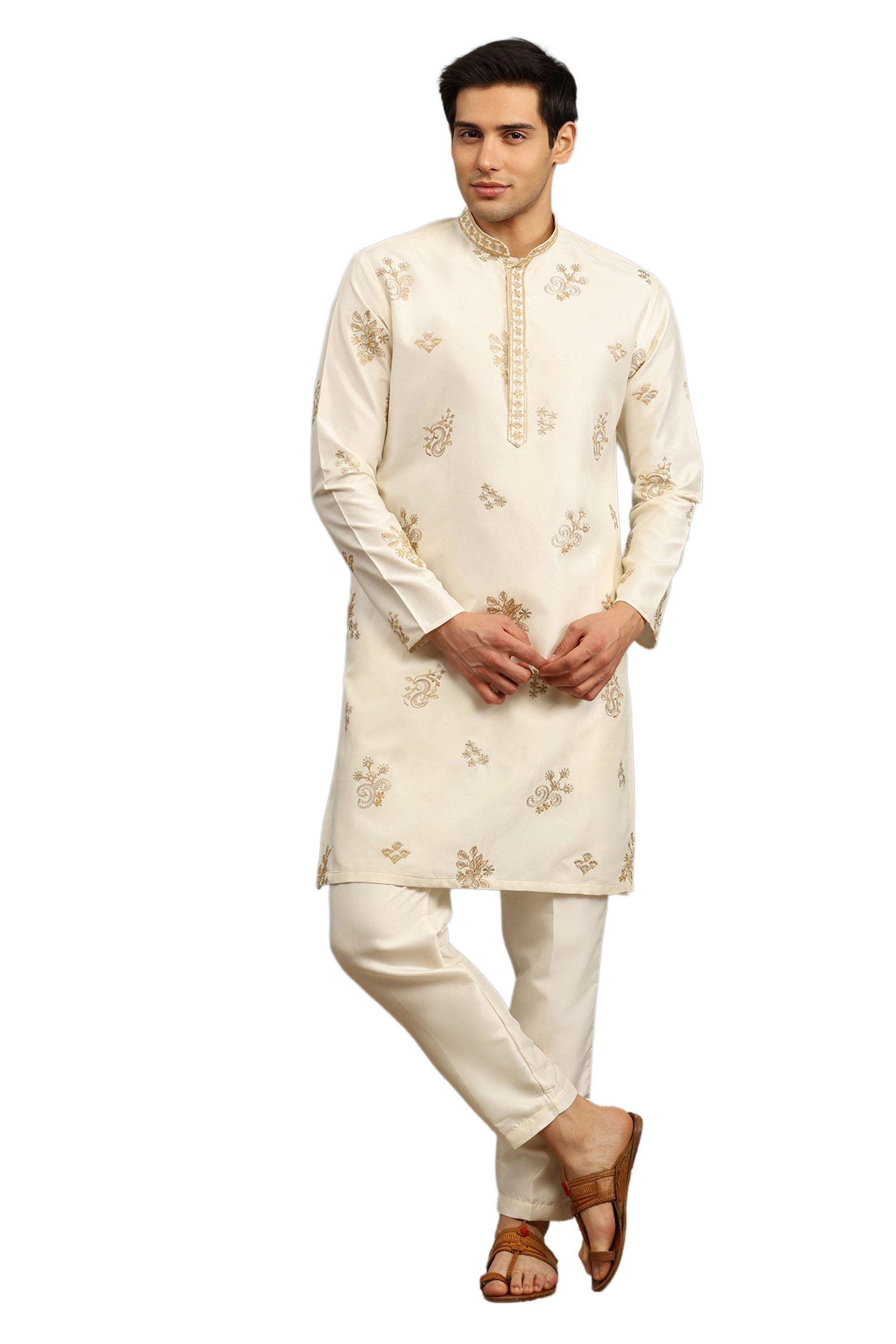 Innayat Kurta Set