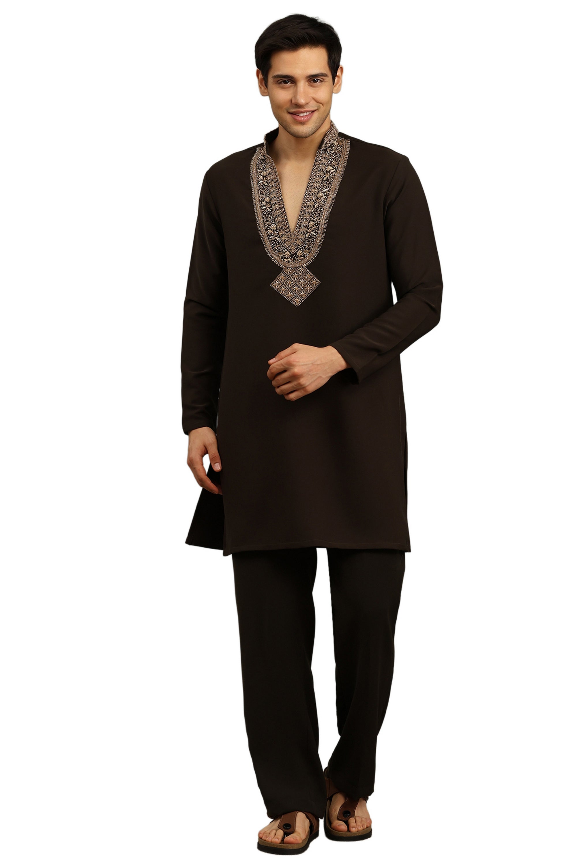 Naqsh Embroidered Kurta Set