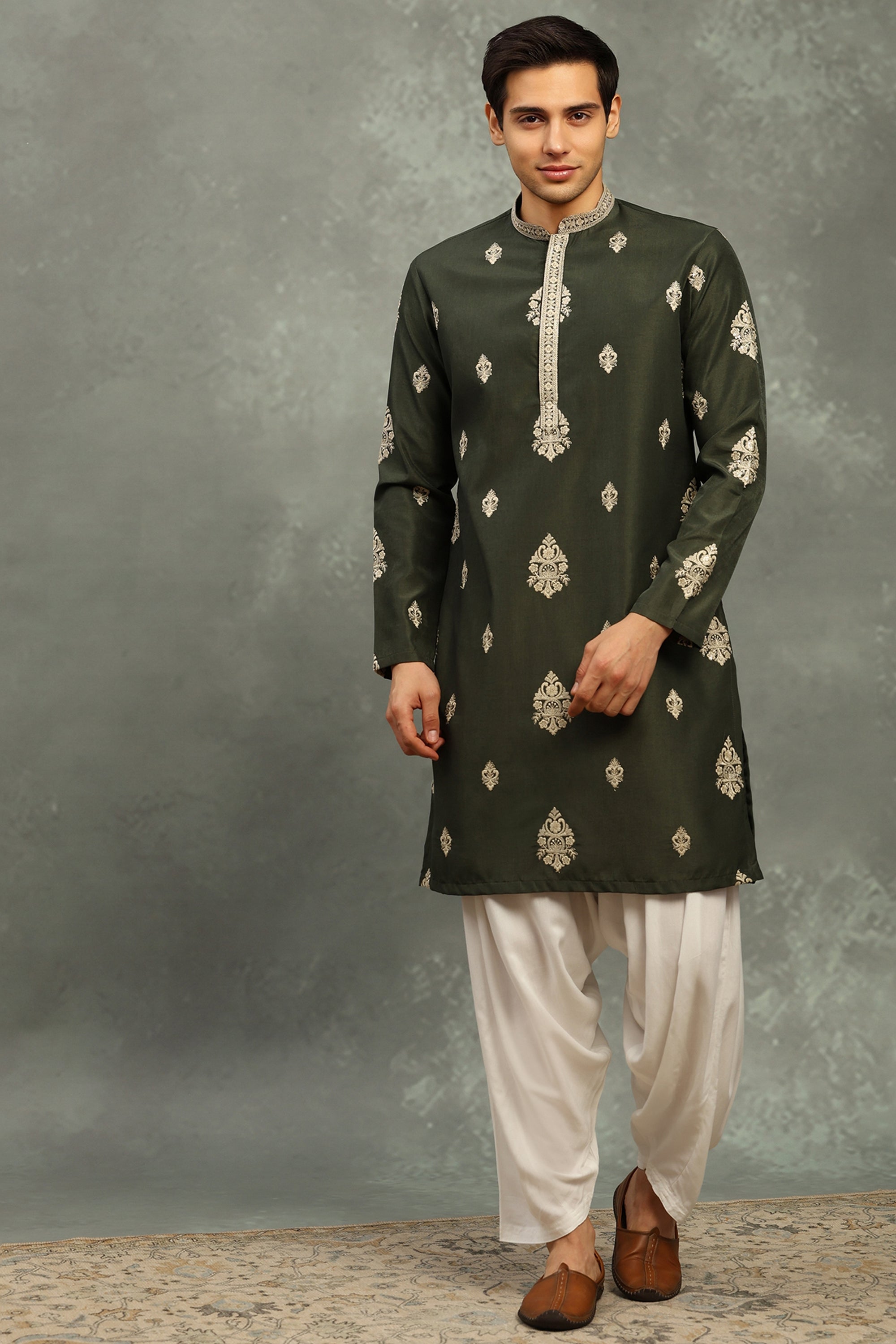 Nooran Kurta Set