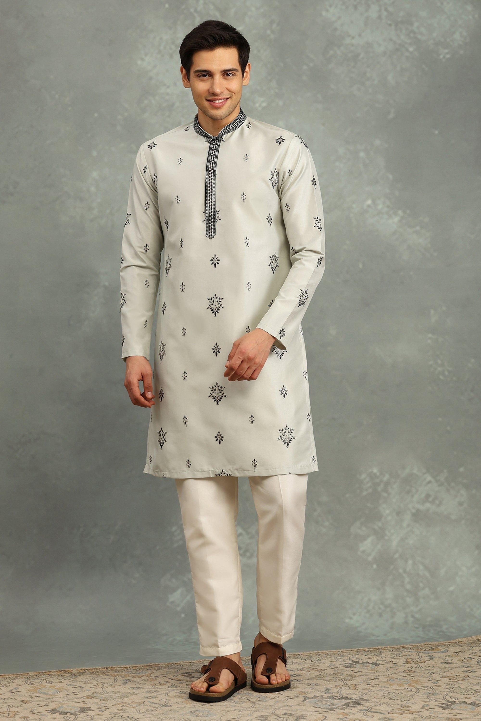 Saaz Kurta Set