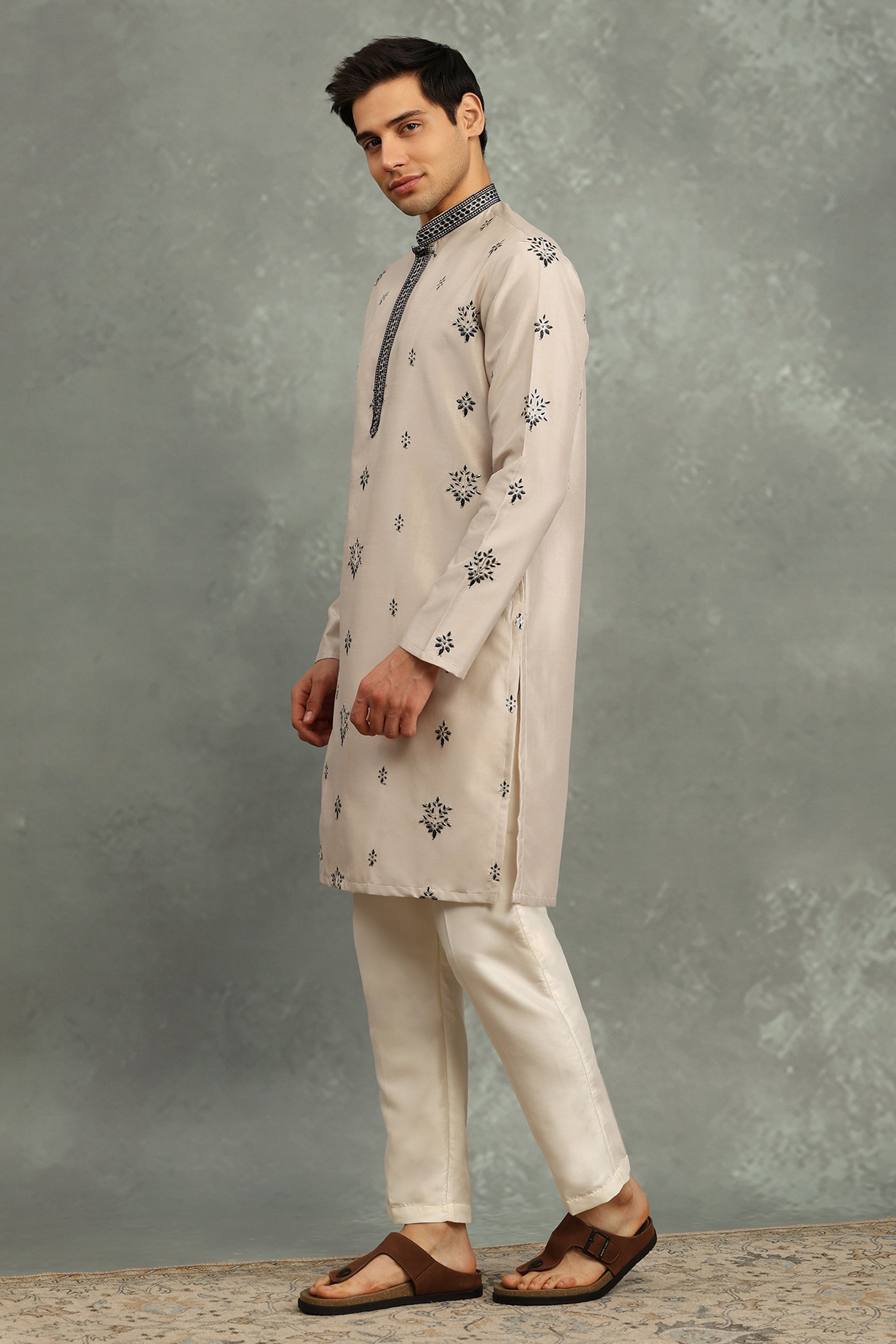 Taal Kurta Set