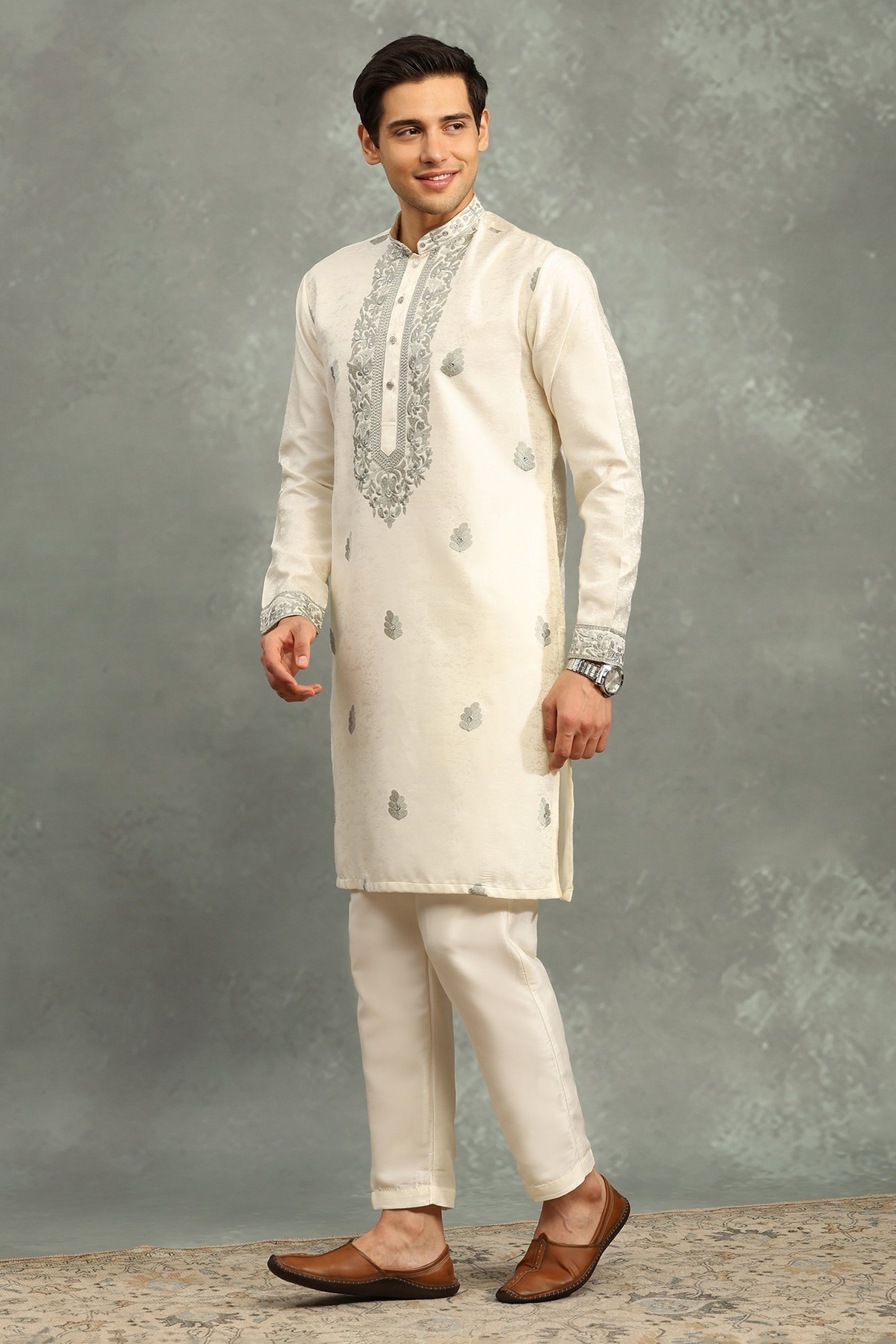 Mahtaab Kurta Set