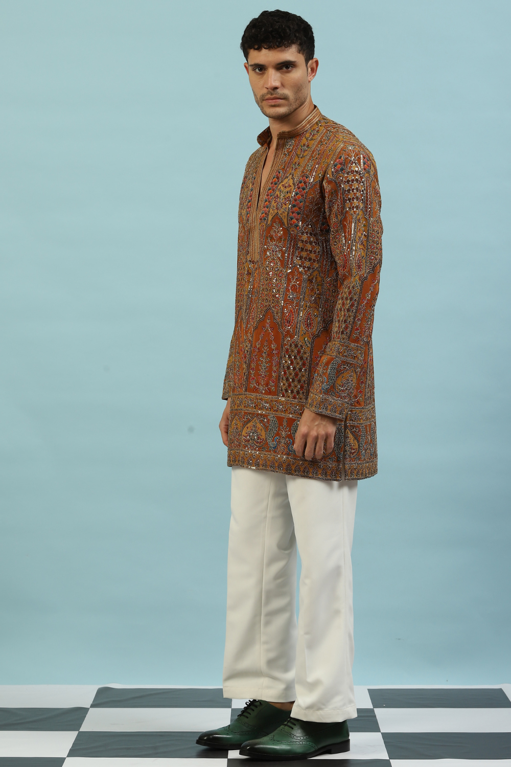 BAHURUPIYA KURTA SET