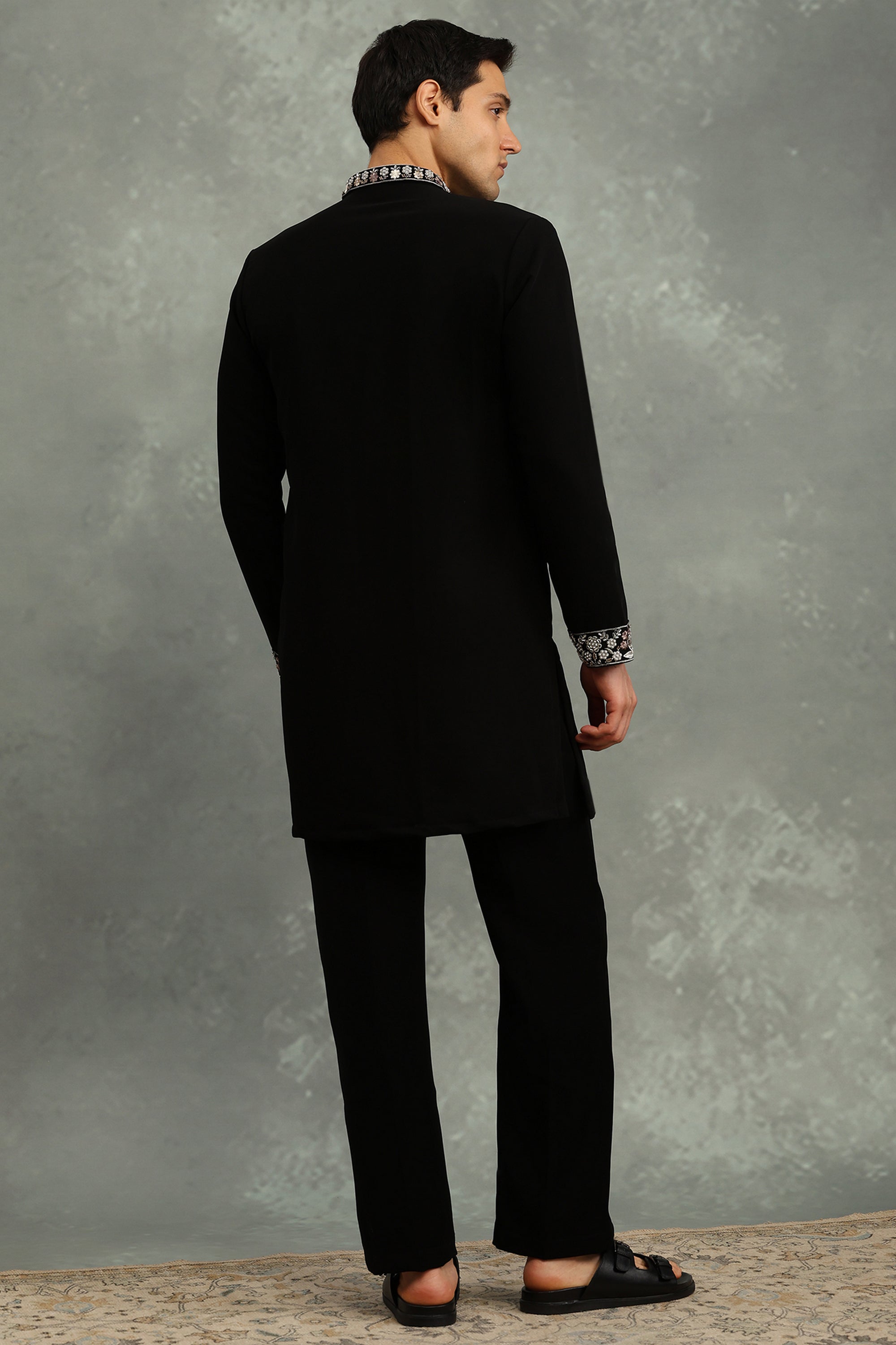 Kali Raat Kurta Set