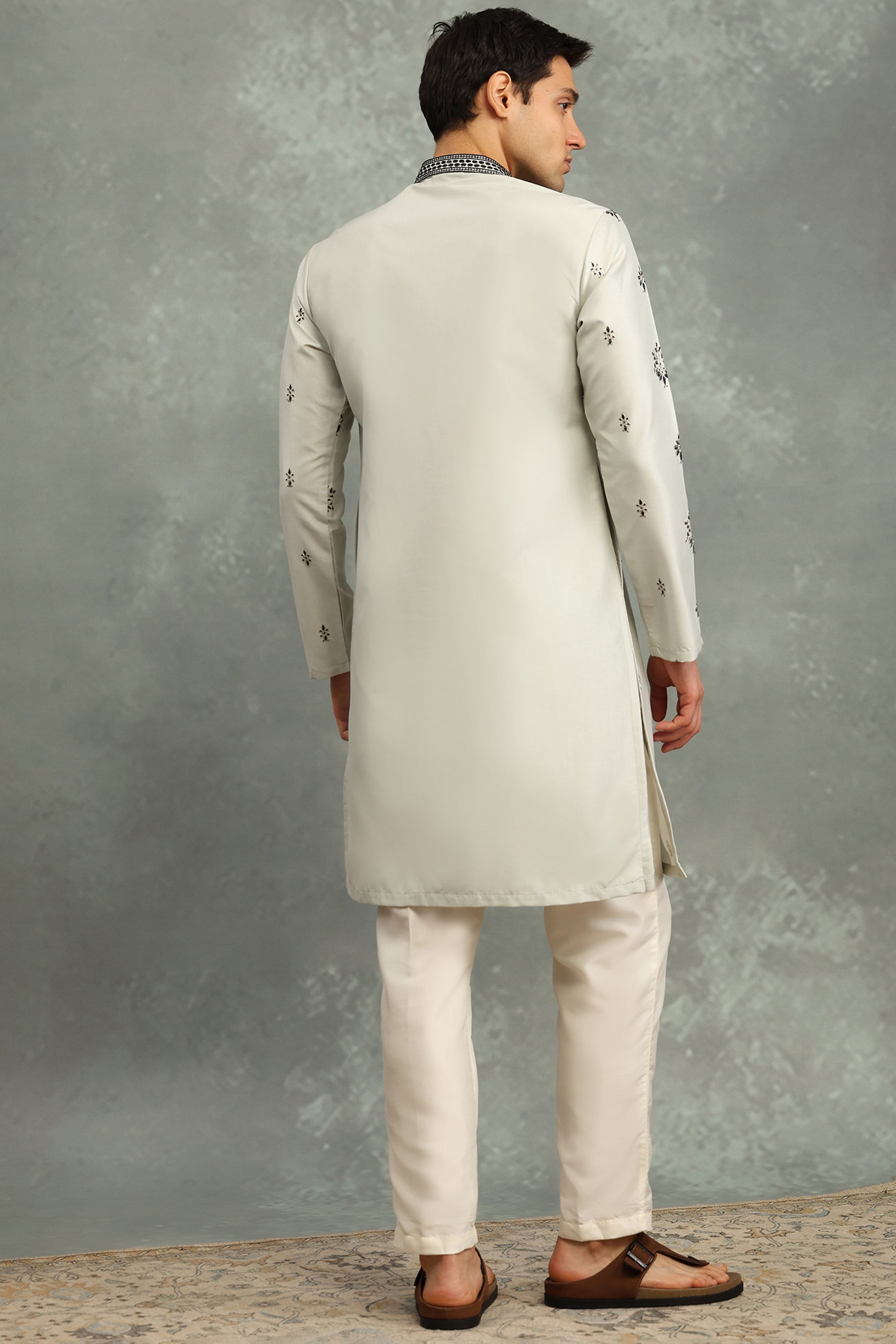 Saaz Kurta Set
