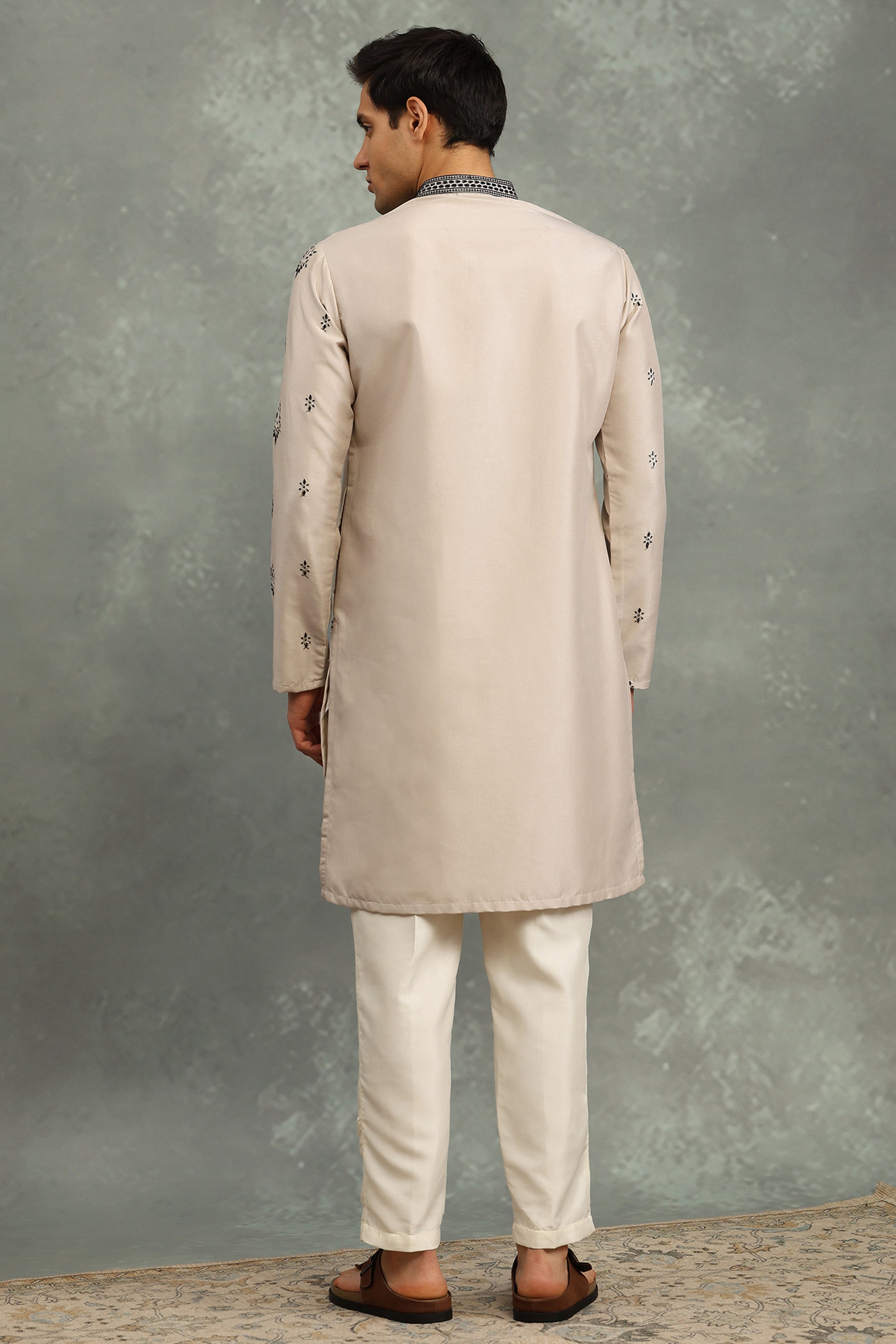 Taal Kurta Set