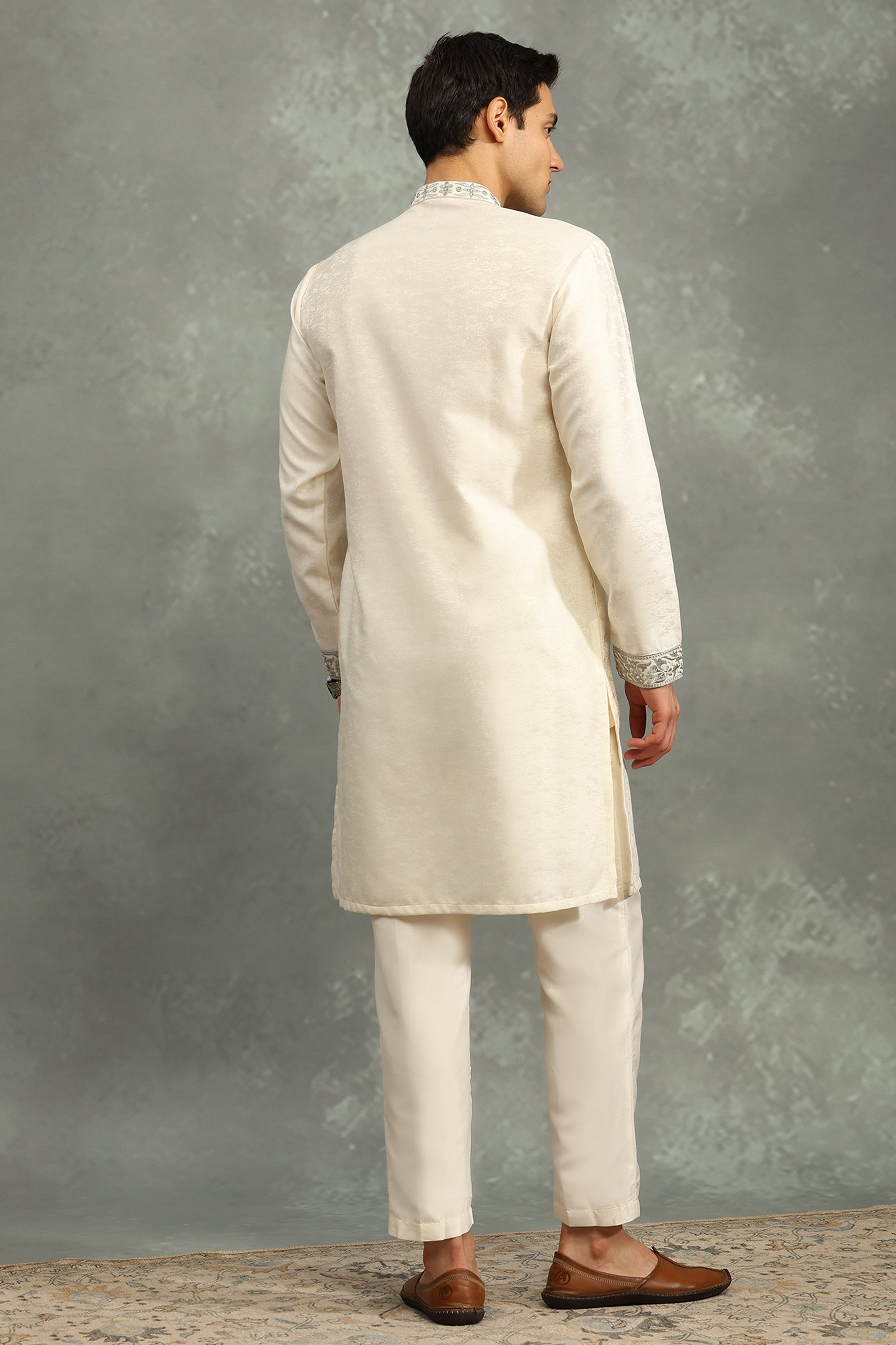 Mahtaab Kurta Set