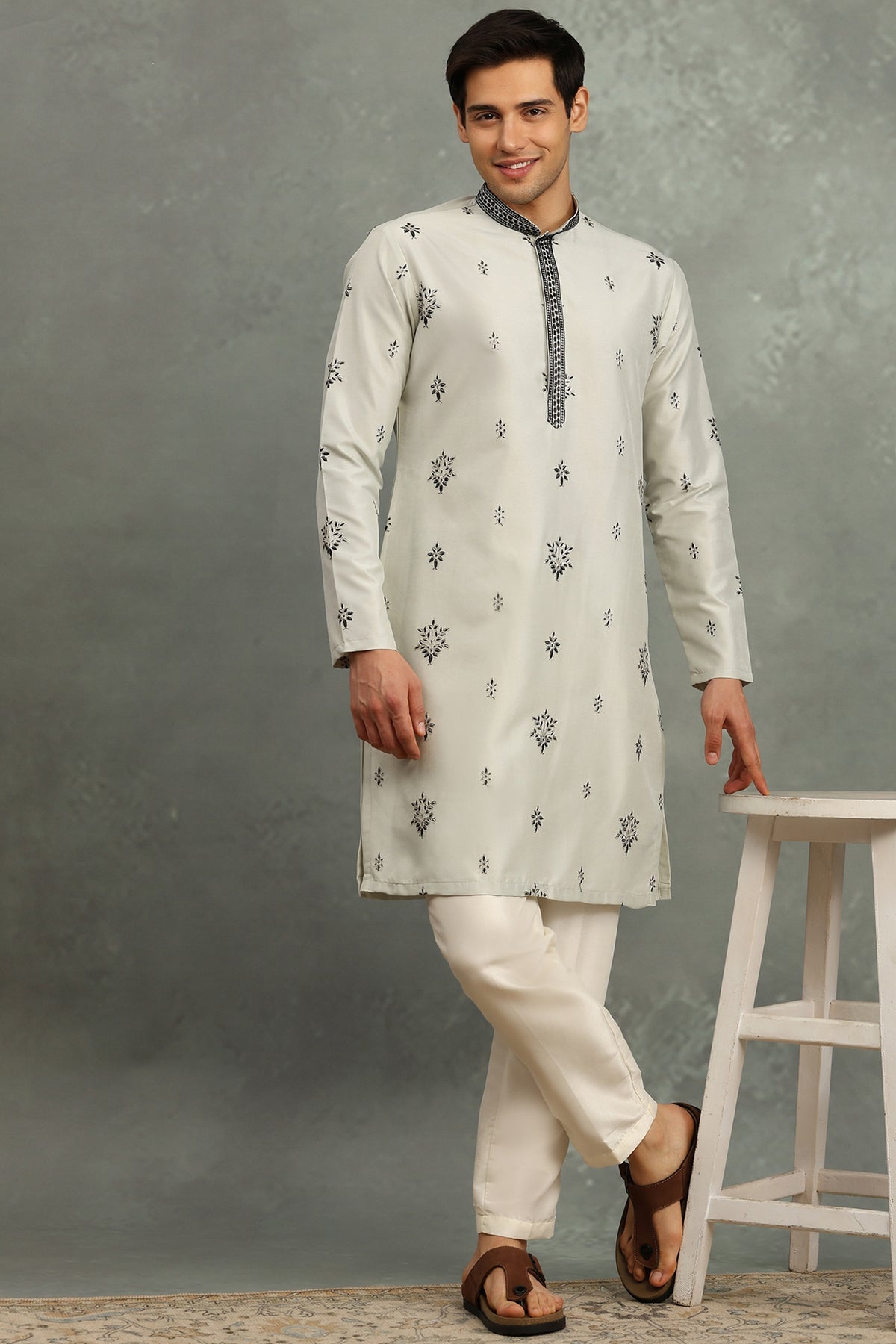 Saaz Kurta Set