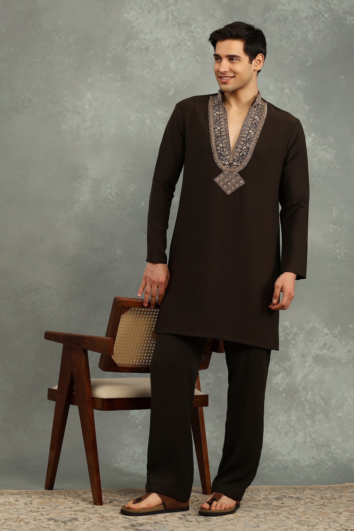 Naqsh Embroidered Kurta Set