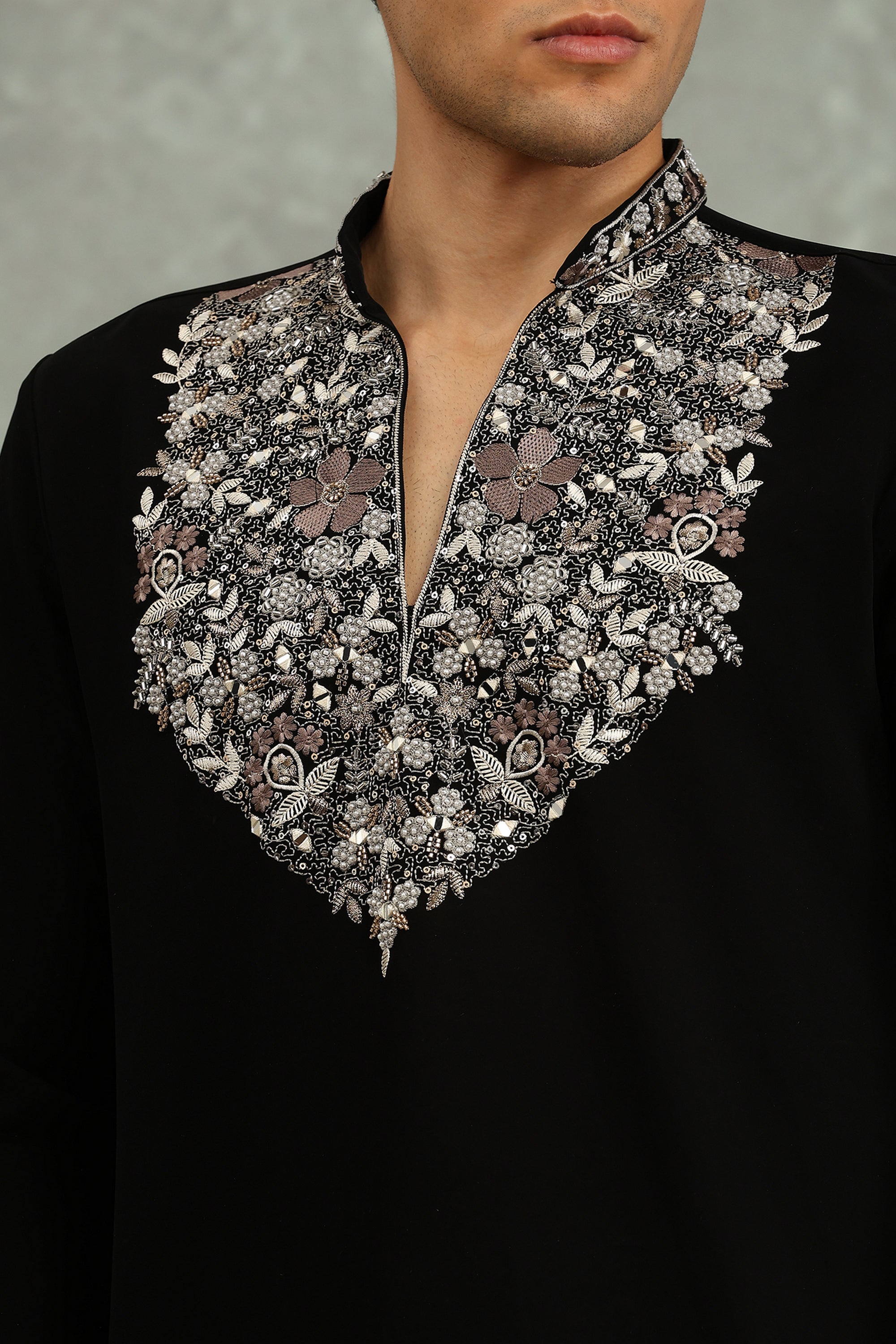 Kali Raat Kurta Set