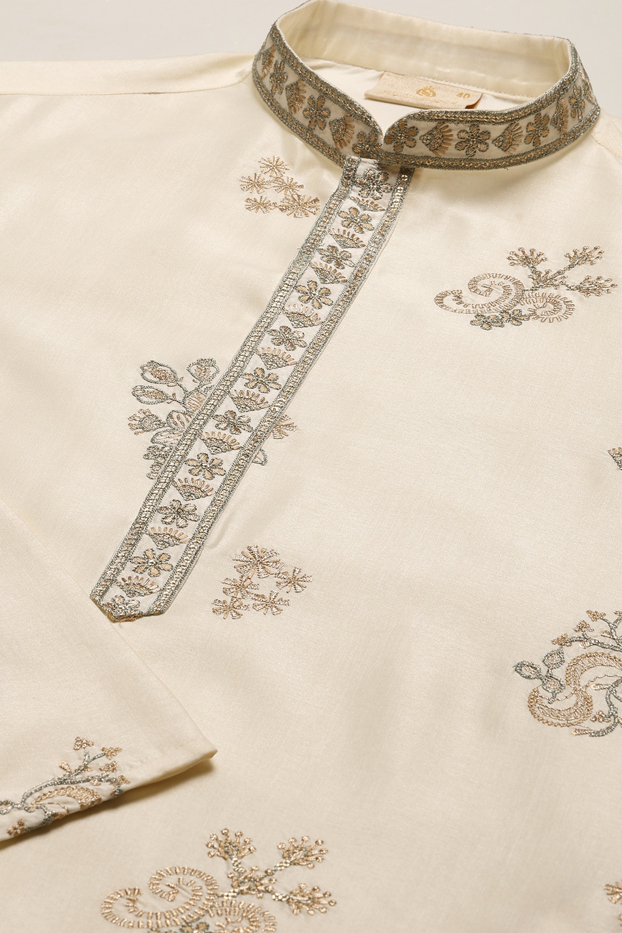 Viraj Kurta Set